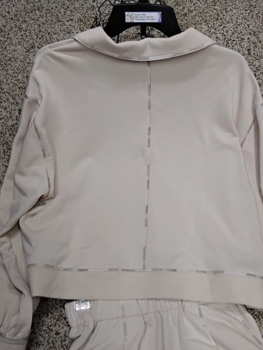 3975 Size Small/med Rare Raw Light Beige Collared Pullover & Shorts Set - Picture 6 of 9